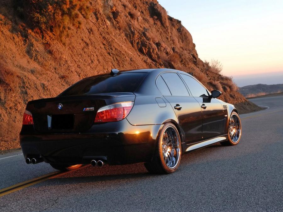  BMW M5 by Currency Motors 2007 года  (фото 2 из 4)
